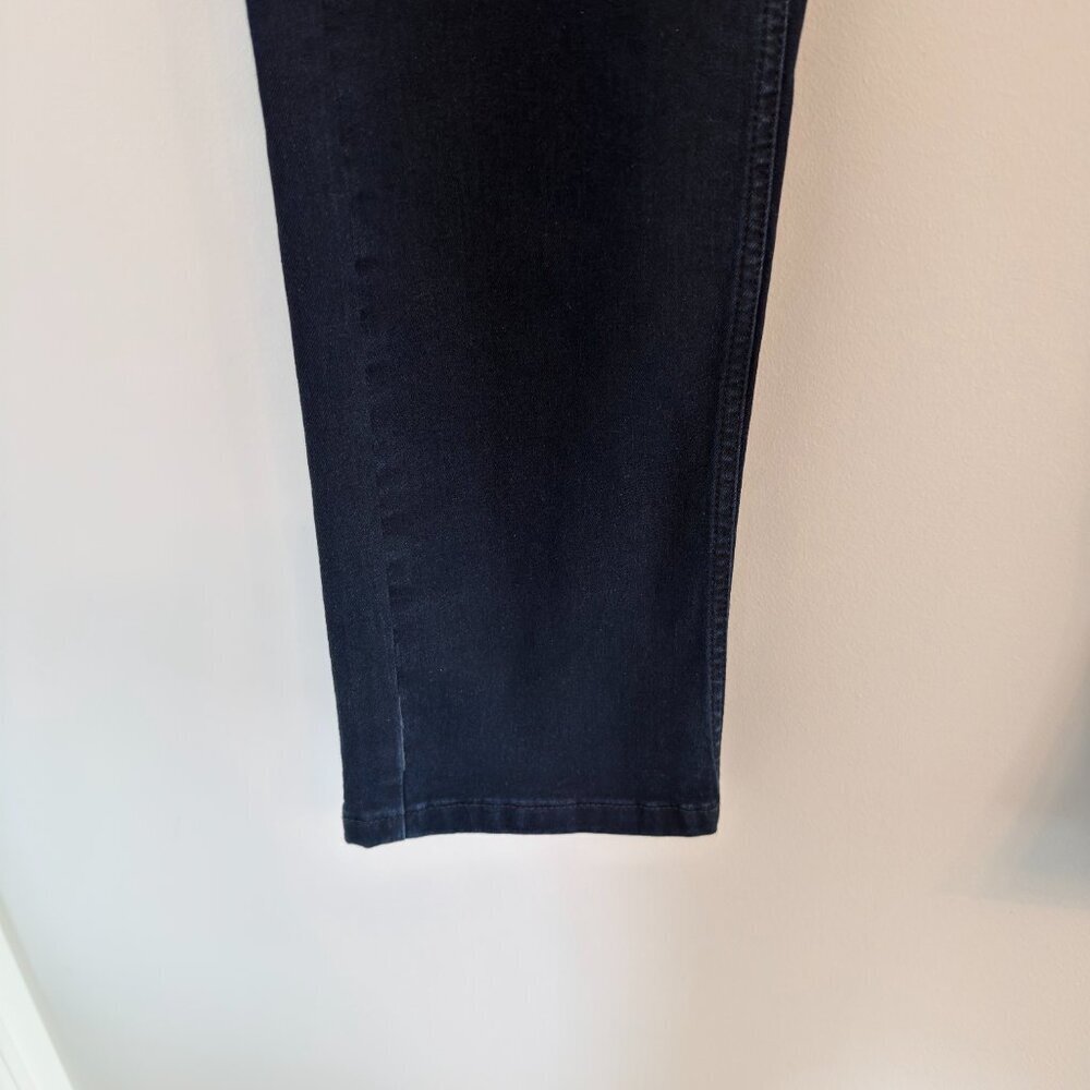 👖 The Perfect Jean NYC – Slim Fit Jeans (34x32) – Dark Indigo Navy - Picture 2 of 6